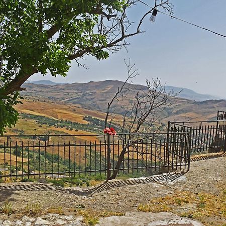 Casa Vacanze La Dimora Di Santa Barbara Petralia Soprana Zewnętrze zdjęcie